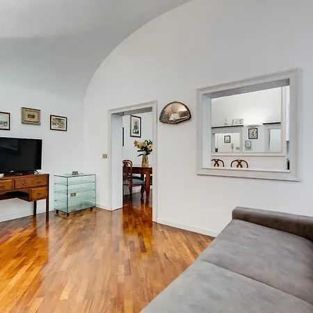 New Monti Apartman *